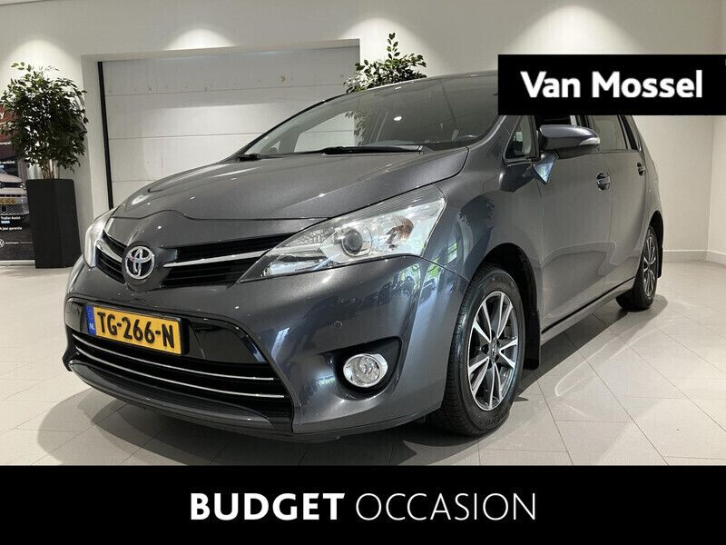 Grijs Gebruikt 2014 Toyota Verso Business Edition MPV | € 12.400 (Goede deal) - Afbeelding 1/4
