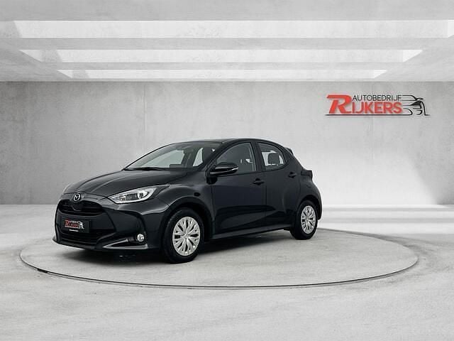 Zwart Occasion 2024 Mazda 2 Center-Line Hatchback | € 19.999 (Goede deal) - Afbeelding 1/4