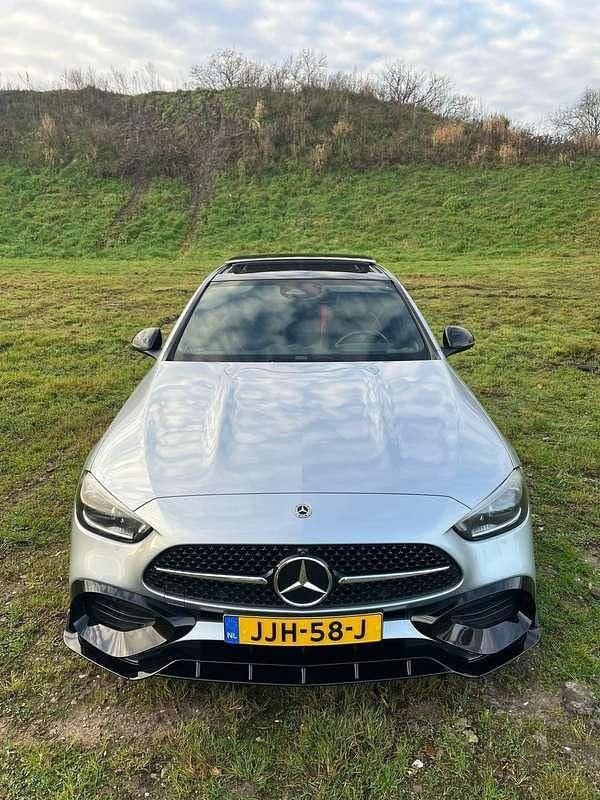 Occasion Mercedes C300 AMG line 204 PK (150 kW) 2023 Zilver Sedan
