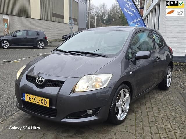 Grijs Occasion 2007 Toyota Auris Sol Hatchback | € 4.299 (Eerlijke prijs) - Afbeelding 1/4