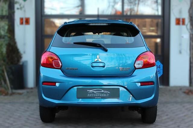 Occasion Mitsubishi Space Star 2024 Blauw Hatchback