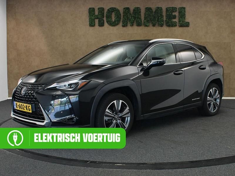 Zwart Occasion 2020 Lexus UX 300e Luxury Line SUV | € 19.950 - Afbeelding 1/4