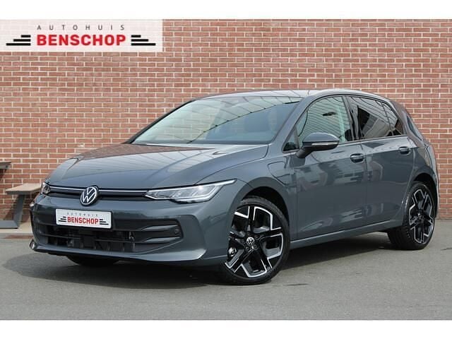 Grijs Nieuw 2025 VW Golf VIII Style Hatchback | € 36.995 (Eerlijke prijs) - Afbeelding 1/4