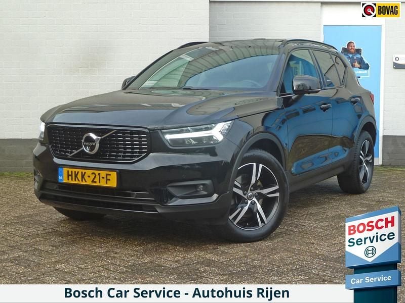 Zwart Occasion 2025 Volvo XC40 R-Design SUV | € 33.945 (Super prijs) - Afbeelding 1/4