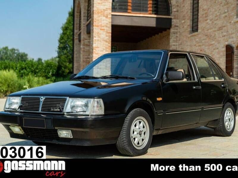 Zwartschwarz Gebruikt 1986 Lancia Thema Sedan | € 12.000 - Afbeelding 1/4