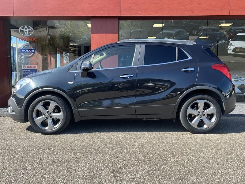 Suv Gebruikt 2013 Opel Mokka Cosmo SUV | € 9.950 (Eerlijke prijs) - Afbeelding 1/4