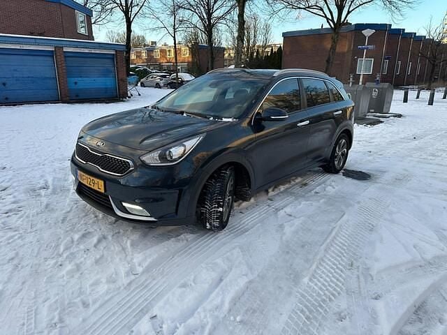 Occasion Kia Niro First Edition 105 PK (77 kW) 2017 Blauw (metallic) SUV