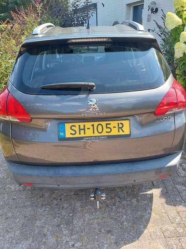 Grijs Gebruikt 2014 Peugeot 2008 SUV | € 5.500 (Goede deal) - Afbeelding 1/4