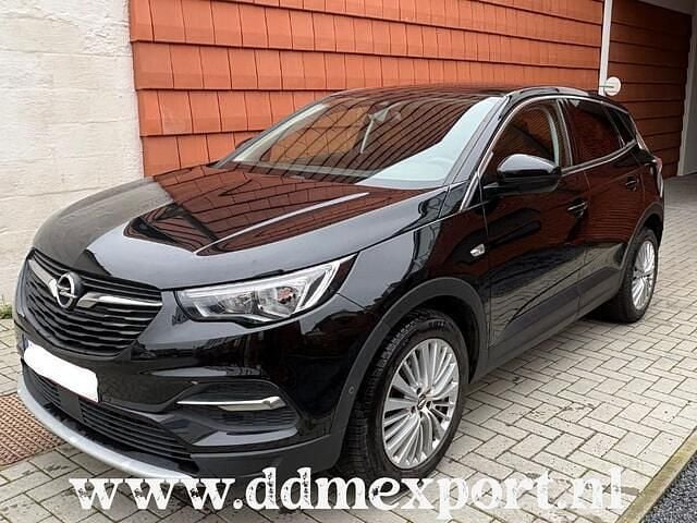 Zwart Occasion 2019 Opel Grandland X Innovation SUV | € 13.999 (Super prijs) - Afbeelding 1/4