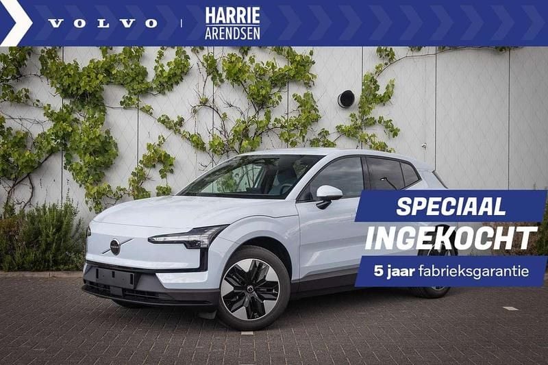 Blauw Nieuw 2025 Volvo EX30 Core SUV | € 34.825 - Afbeelding 1/4