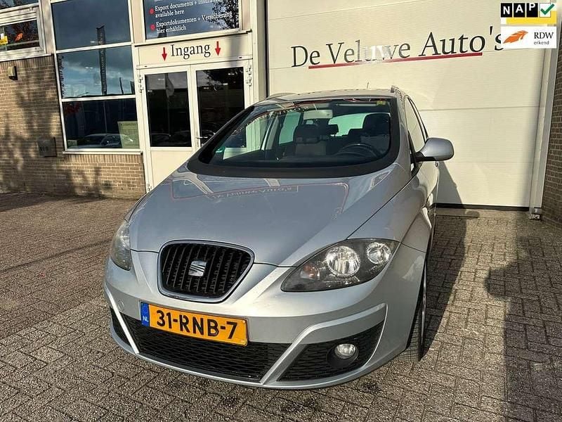 Grijs Gebruikt 2011 Seat Altea XL Copa MPV | € 2.450 (Super prijs) - Afbeelding 1/4