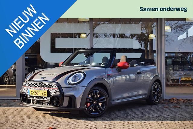 Grijs Occasion 2022 Mini John Cooper Works Cabriolet Cabriolet | € 39.810 (Eerlijke prijs) - Afbeelding 1/4