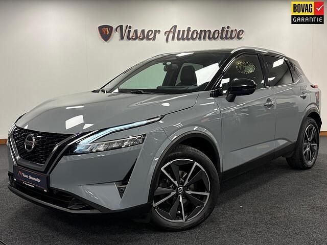 Grijs Occasion 2022 Nissan Qashqai Tekna+ SUV | € 25.450 (Super prijs) - Afbeelding 1/4