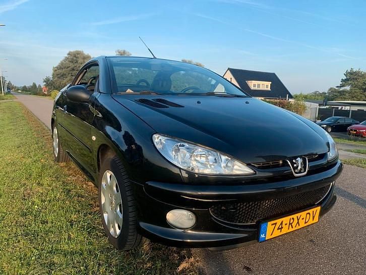 Gebruikt 2005 Peugeot 206 CC Cabriolet | € 750 (Super prijs) - Afbeelding 1/4