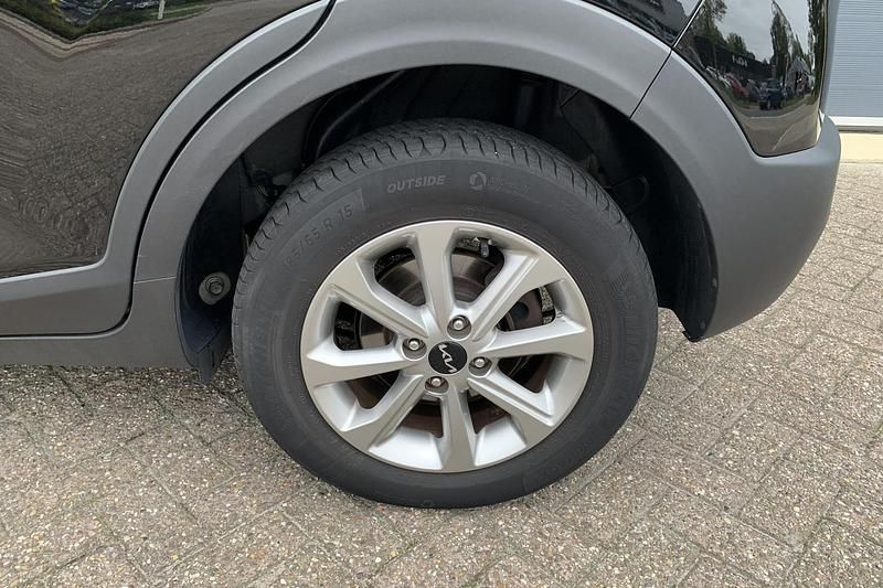 Occasion Kia Stonic 101 PK (74 kW) 2023 Zwart SUV