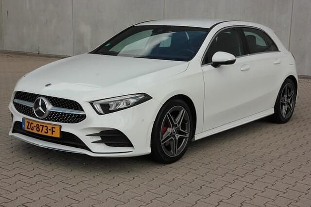 Wit Gebruikt 2019 Mercedes A200 Business Hatchback | € 21.750 (Eerlijke prijs) - Afbeelding 1/4
