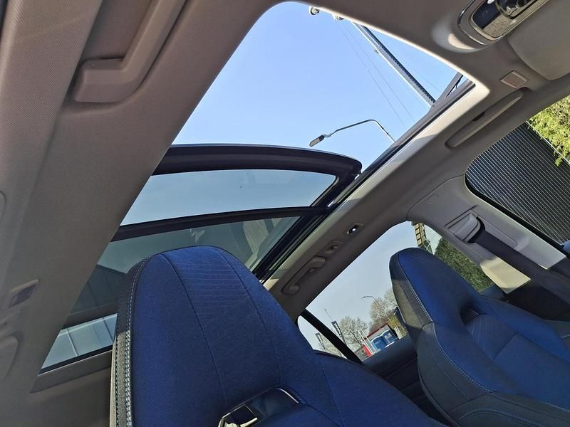 Occasion Lynk & Co 01 2024 Blauw SUV