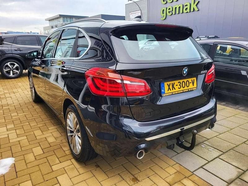 Occasion BMW 220 Active Tourer Executive 192 PK (141 kW) 2019 Zwart MPV