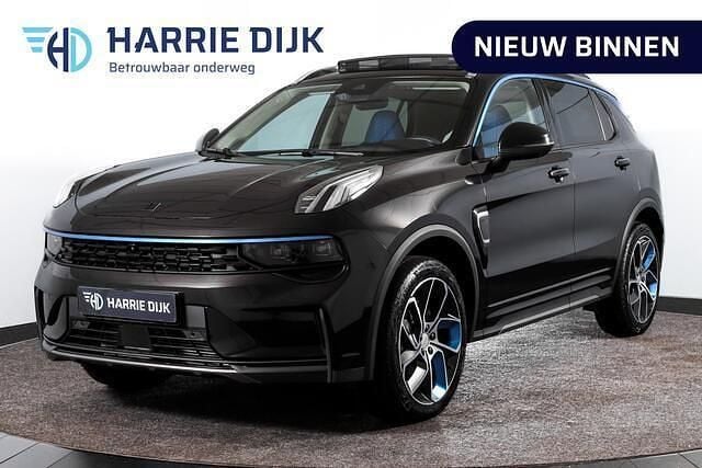 Zwart Gebruikt 2023 Lynk & Co 01 SUV | € 28.495 (Eerlijke prijs) - Afbeelding 1/3
