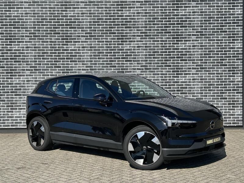 Zwart Gebruikt 2024 Volvo EX30 Performance SUV | € 37.399 (Eerlijke prijs) - Afbeelding 1/4