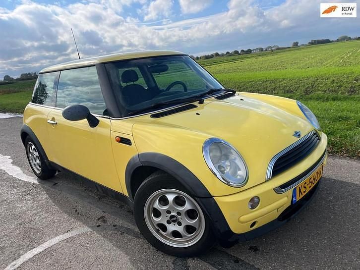 Gebruikt 2002 Mini ONE Hatchback | € 2.250 (Iets duurder) - Afbeelding 1/4