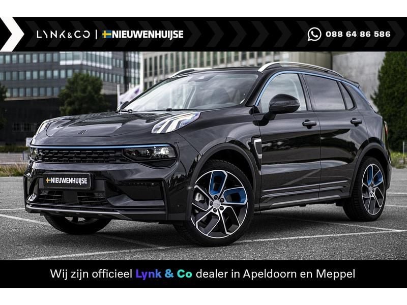 Zwart Gebruikt 2022 Lynk & Co 01 SUV | € 25.899 (Eerlijke prijs) - Afbeelding 1/4