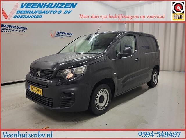 Zwart Gebruikt 2021 Peugeot Partner Van | € 9.450 (Eerlijke prijs) - Afbeelding 1/4
