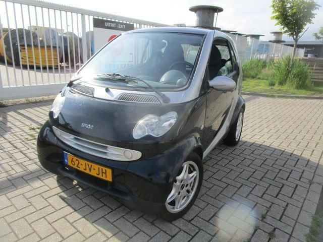 Grijs Gebruikt 2002 Smart ForTwo Coupé Passion Coupé | € 850 (Super prijs) - Afbeelding 1/4
