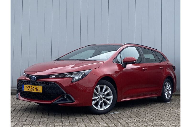 Gebruikt 2023 Toyota Corolla Active Stationwagen | € 29.499 (Duur) - Afbeelding 1/1