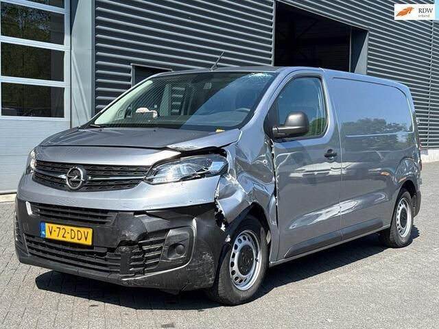 Grijs Gebruikt 2024 Opel Vivaro S Van | € 11.750 - Afbeelding 1/4