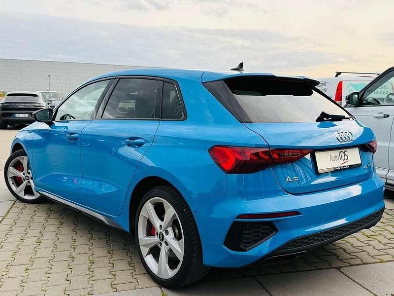 Blauw Gebruikt 2021 Audi A3 e-tron S-Line Hatchback | € 29.500 - Afbeelding 1/4