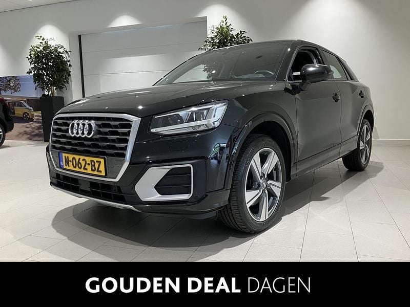 Zwart Gebruikt 2018 Audi Q2 SUV | € 19.400 (Goede deal) - Afbeelding 1/4
