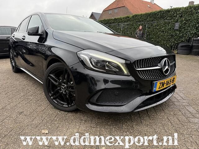 Zwart Gebruikt 2015 Mercedes A200 Motorsport Edition Hatchback | € 9.950 (Eerlijke prijs) - Afbeelding 1/4