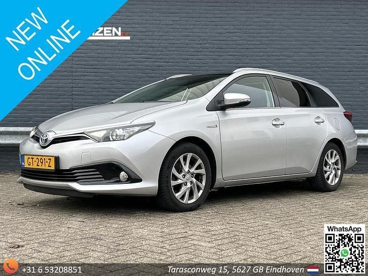 Grijs Occasion 2015 Toyota Auris Touring Sports Stationwagen | € 6.950 (Super prijs) - Afbeelding 1/4