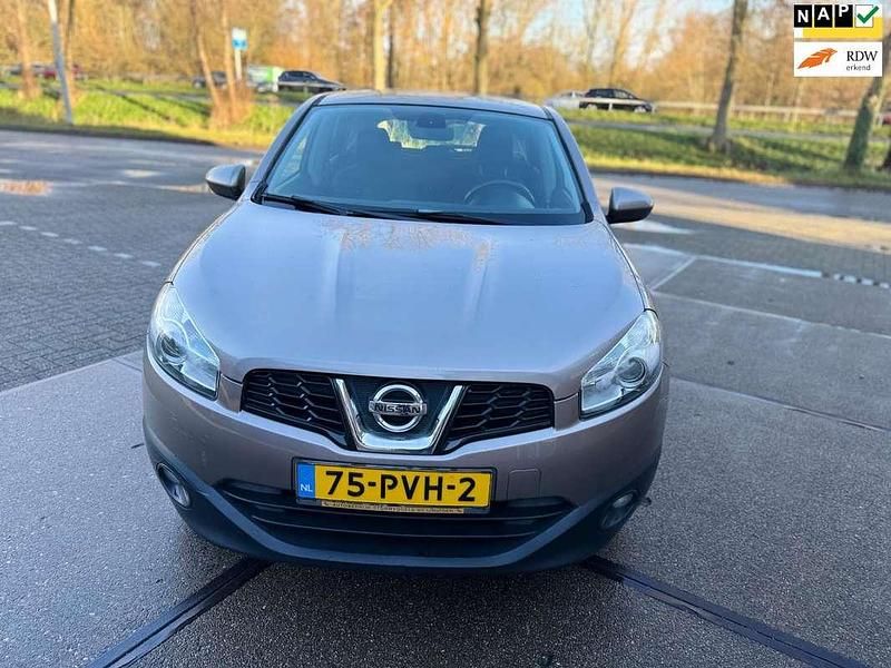 Bruin Occasion 2011 Nissan Qashqai SUV | € 5.250 (Goede deal) - Afbeelding 1/4