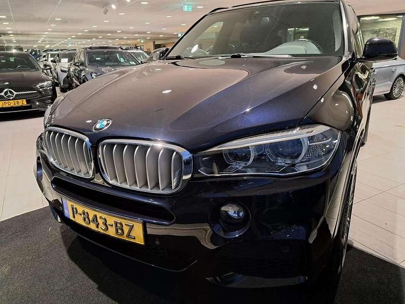 Zwart Gebruikt 2017 BMW X5 Executive SUV | € 28.925 (Super prijs) - Afbeelding 1/4