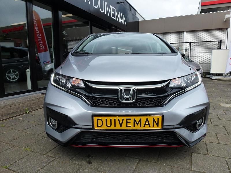 Occasion Honda Jazz Dynamic 131 PK (96 kW) 2019 Grijs Hatchback