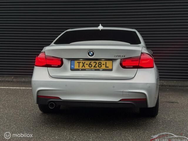 Occasion BMW 318 M Sport 136 PK (100 kW) 2018 Grijs Sedan