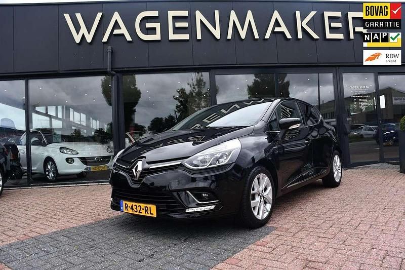 Zwart, metallic lak Gebruikt 2019 Renault Clio IV Intens Hatchback | € 11.450 (Eerlijke prijs) - Afbeelding 1/4