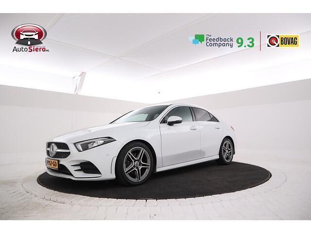 Wit Gebruikt 2019 Mercedes A200 Business Sedan | € 22.995 (Eerlijke prijs) - Afbeelding 1/4