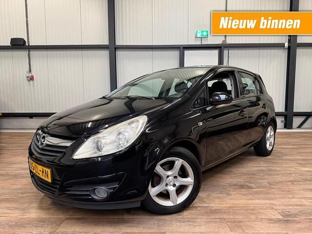 Zwart Gebruikt 2008 Opel Corsa Enjoy Hatchback | € 1.990 (Goede deal) - Afbeelding 1/4