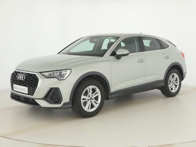 Zilver Occasion 2022 Audi Q3 Sportback Sport SUV | € 29.990 (Super prijs) - Afbeelding 1/4
