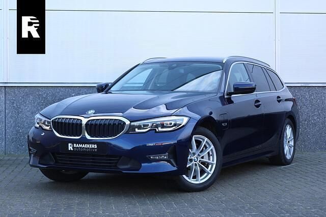 Occasion BMW 330 291 PK (214 kW) 2022 Blauw Stationwagen