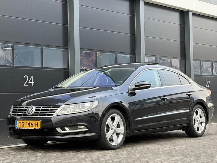 Zwart Occasion 2012 VW Passat Sedan | € 7.450 (Iets duurder) - Afbeelding 1/4