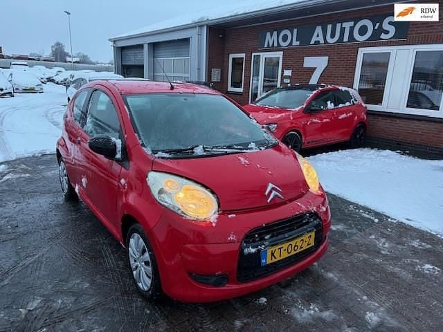 Rood Occasion 2011 Citroën C1 Hatchback | € 2.350 (Eerlijke prijs) - Afbeelding 1/4
