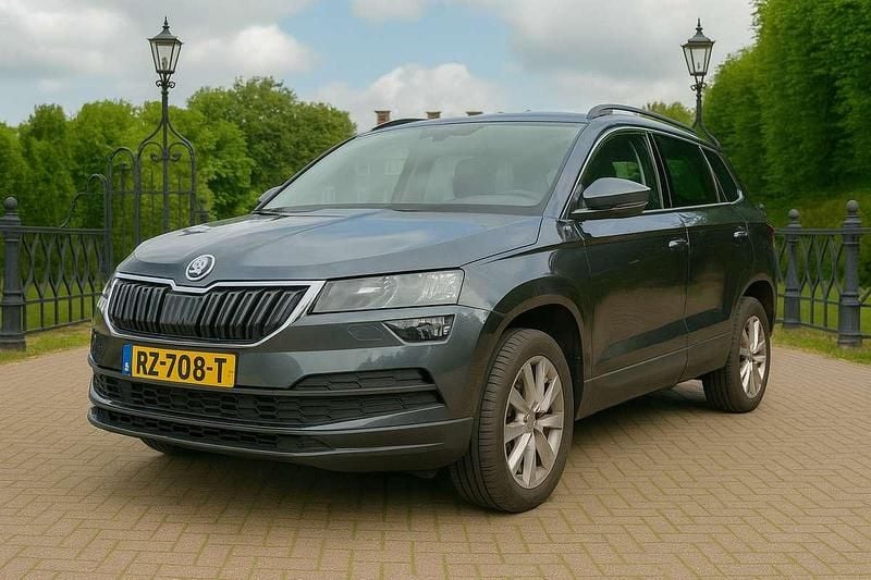 Zwart Gebruikt 2018 Skoda Karoq Business Line SUV | € 20.900 (Goede deal) - Afbeelding 1/3
