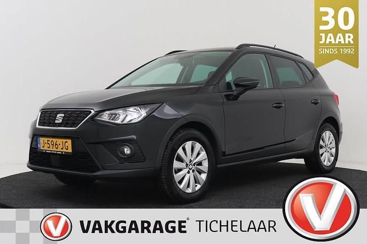 Zwart Gebruikt 2020 Seat Arona Style SUV | € 12.899 (Eerlijke prijs) - Afbeelding 1/4