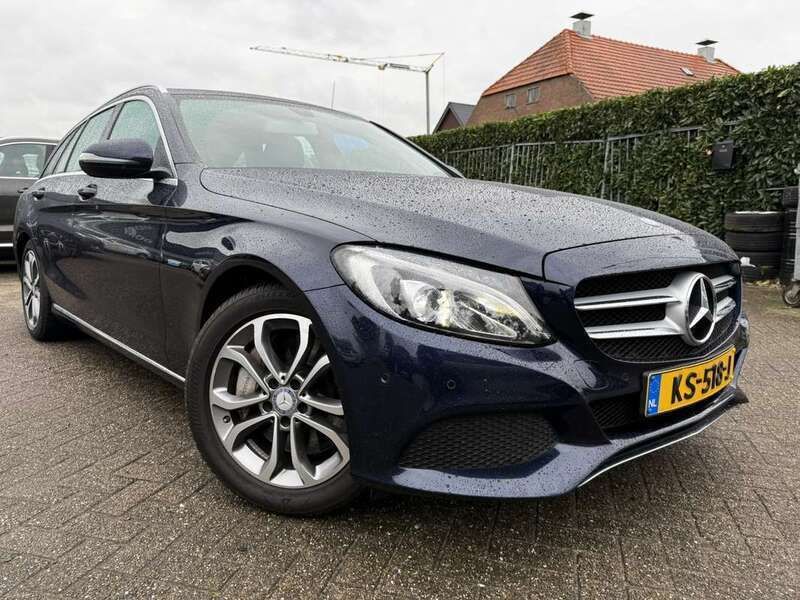 Blauw Gebruikt 2016 Mercedes C350e Edition Stationwagen | € 9.950 (Goede deal) - Afbeelding 1/4