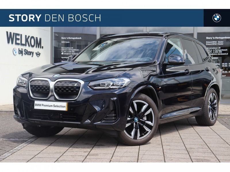 Carbonschwarz Gebruikt 2024 BMW iX3 Executive SUV | € 54.950 (Eerlijke prijs) - Afbeelding 1/4