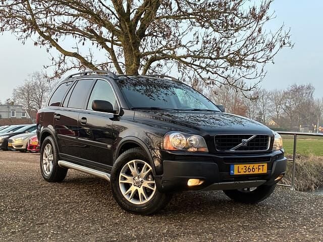 Zwart Occasion 2005 Volvo XC90 Kinetic SUV | € 3.975 (Super prijs) - Afbeelding 1/4